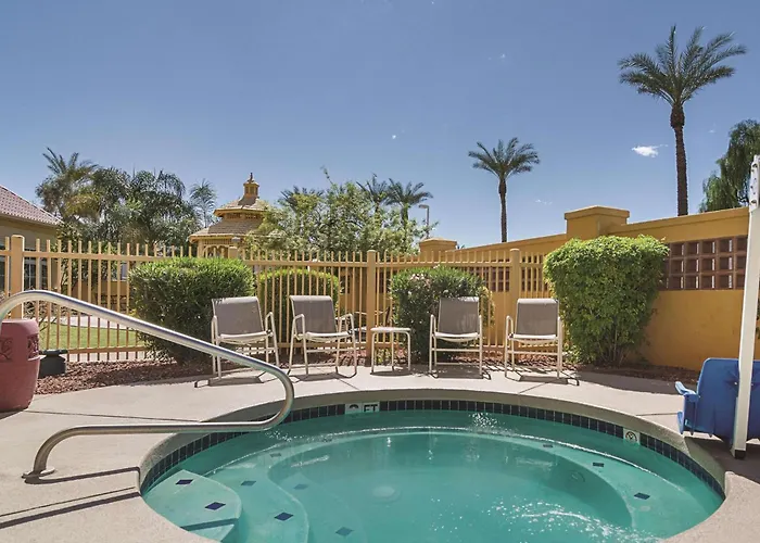 Hotel La Quinta By Wyndham Phoenix West