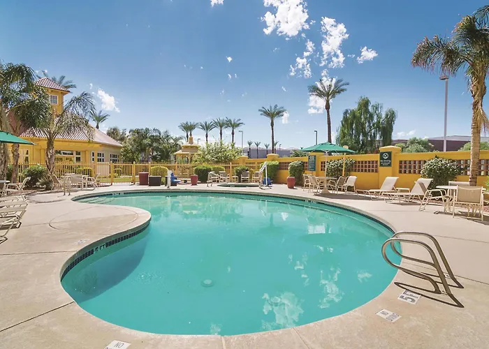 La Quinta By Wyndham Phoenix West