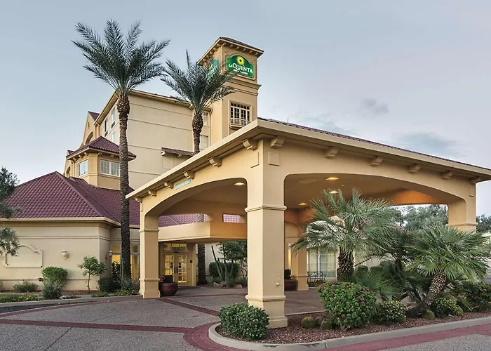 La Quinta By Wyndham Phoenix West