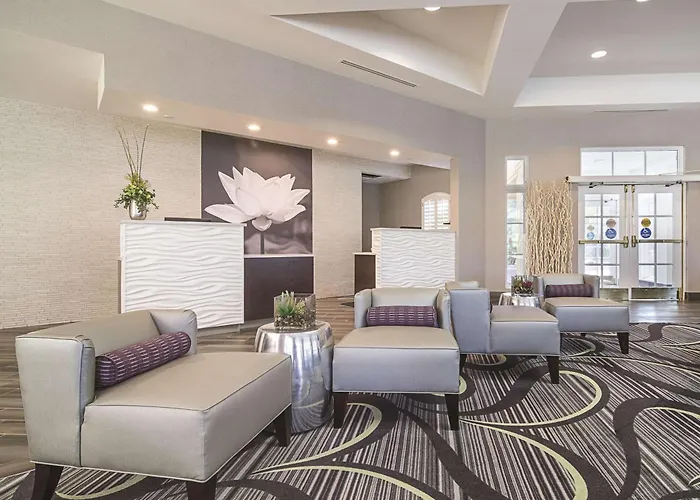 La Quinta By Wyndham Phoenix West Mesa