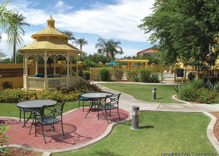 La Quinta By Wyndham Phoenix West Hotel